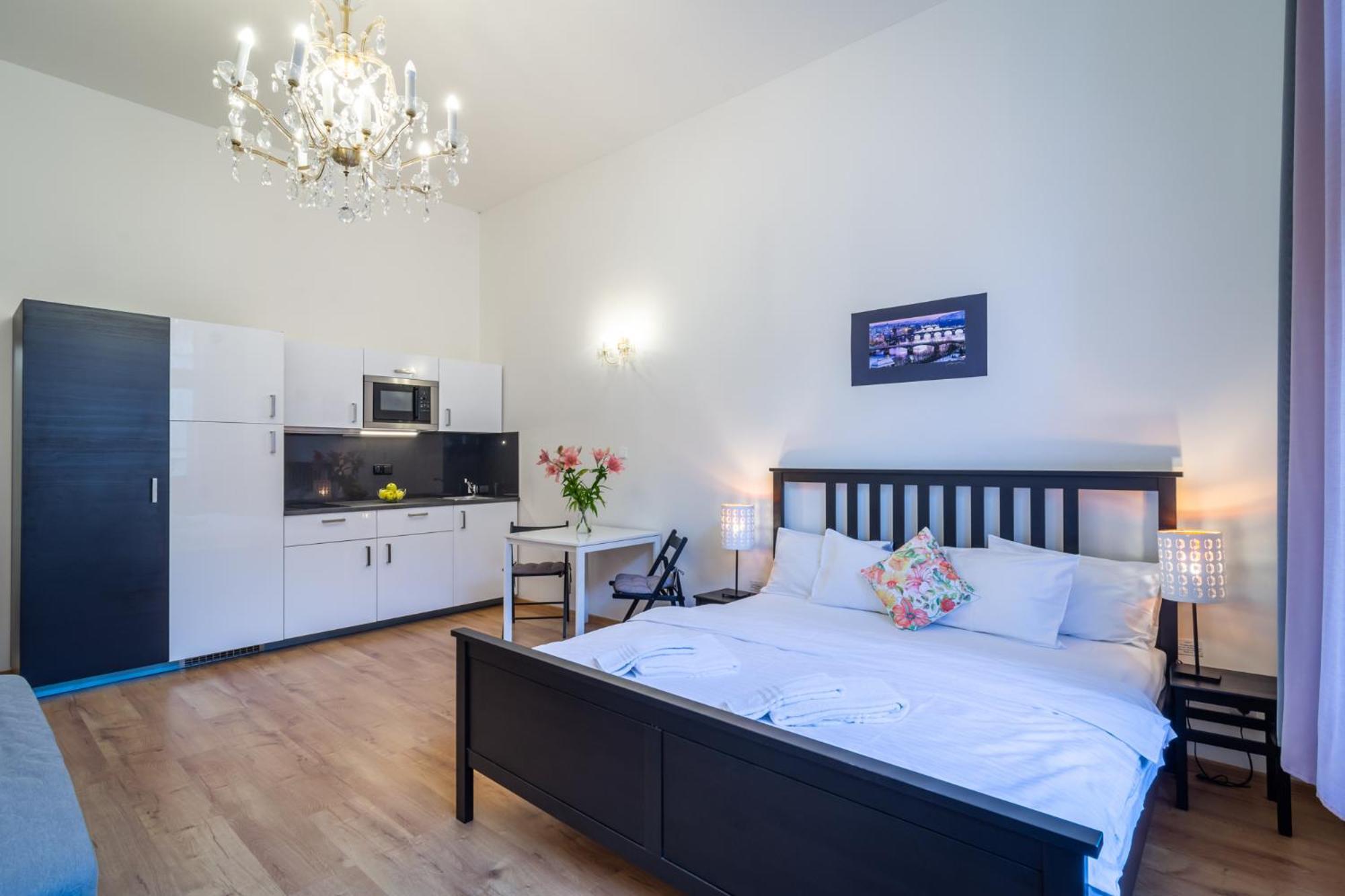 Apartment Royal Road Prag